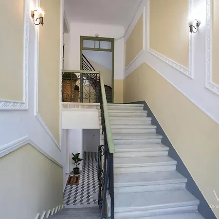 The Emerald City Central Apartment, 2-bdrms *