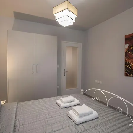 The Emerald City Central Apartment, 2-bdrms